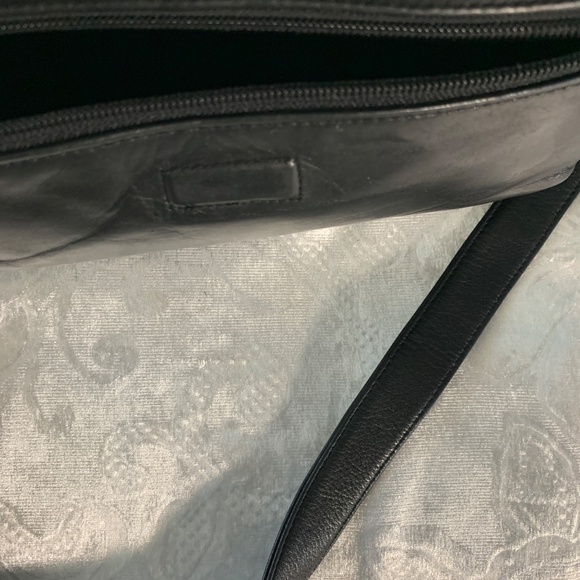 DANIER Soft Premium Leather Bag - Picture 9 of 15